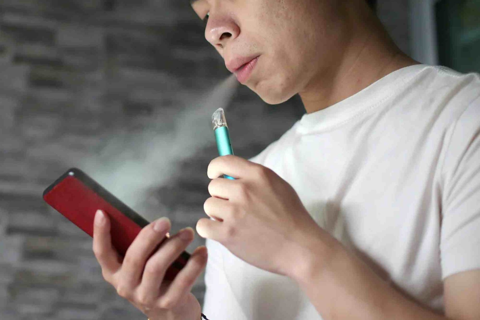 Is Vaping Illegal Under The Age Of 18