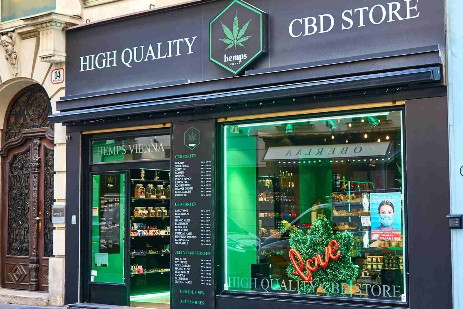 Vapeza CBD Store UAE