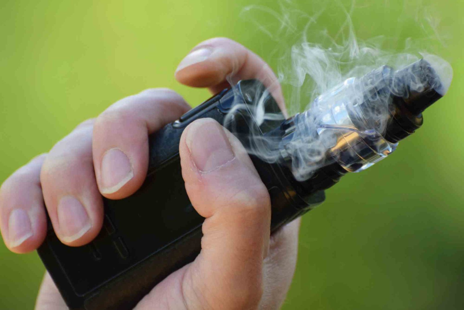 Does Vaping Make You Fat Or Skinny UK Guide and Buyer Tips